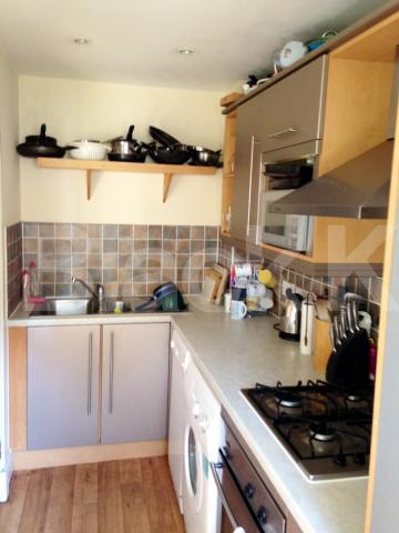 			LET, 3 Bedroom, 1 bath, 1 reception Mews House			 Harper Mews, Garratt Lane , Earlsfield
